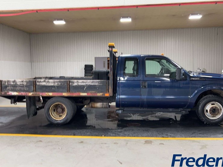 2014-ford-f350-image-6