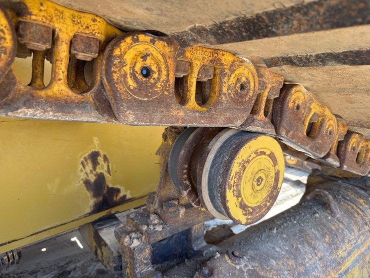 caterpillar-d6t-lgp-image-15