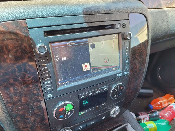 2013-gmc-yukon-xl-image-12