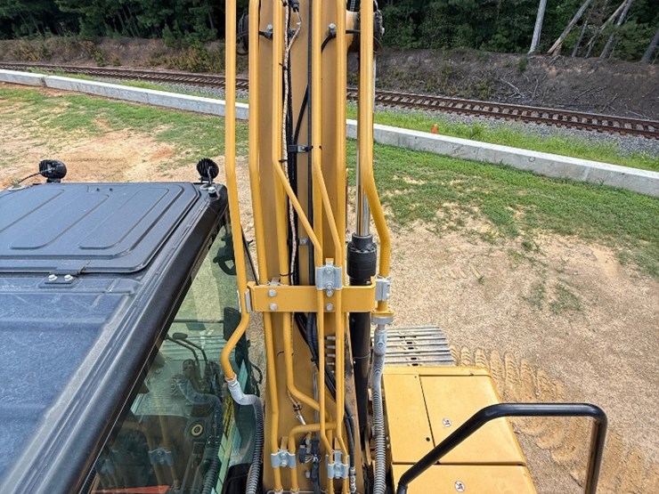 2021-caterpillar-313gc-image-24