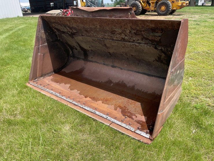 volvo-98"-payloader-bucket-image-2