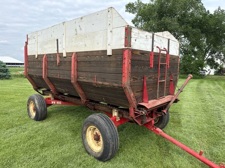 roorda-12ft-rear-unload-silage-wagon-image-1