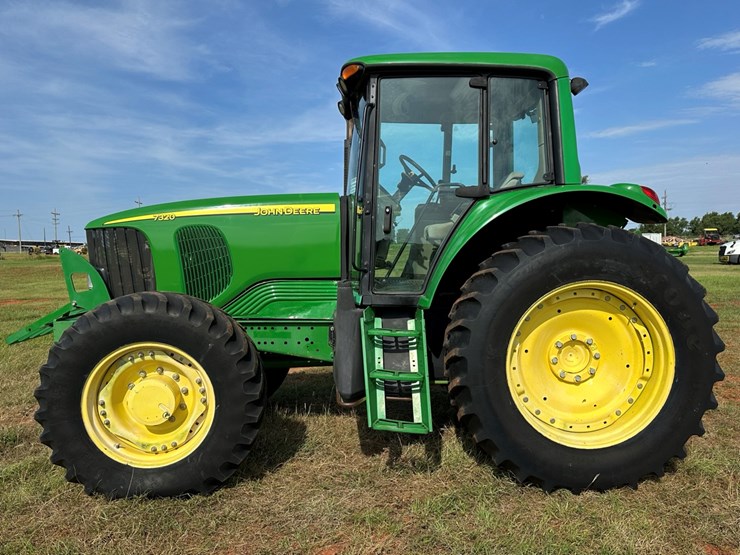 2007-john-deere-7320-image-13