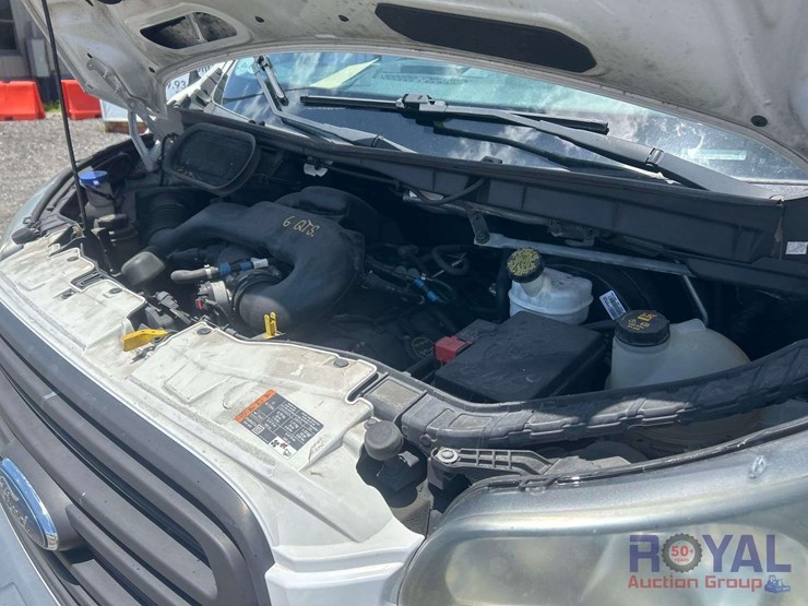 2016-ford-transit-image-15