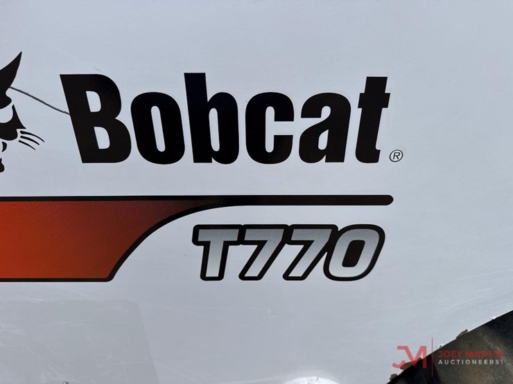2022-bobcat-t770-image-13