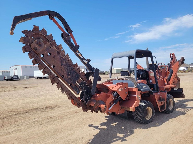 2006-ditch-witch-rt75-image-6