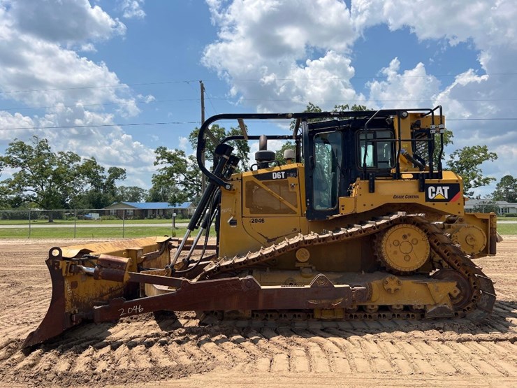 2019-caterpillar-d6t-lgp-image-1