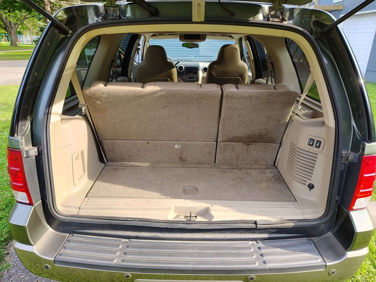 2003-ford-expedition-image-44