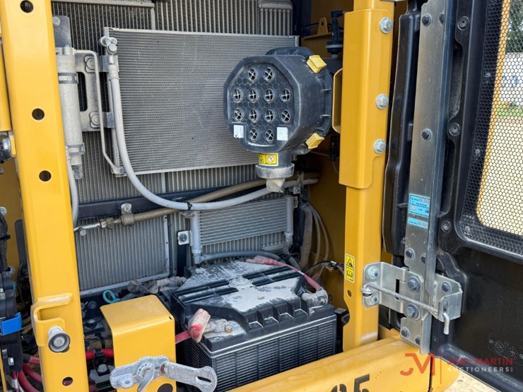 2021-caterpillar-313gc-image-18