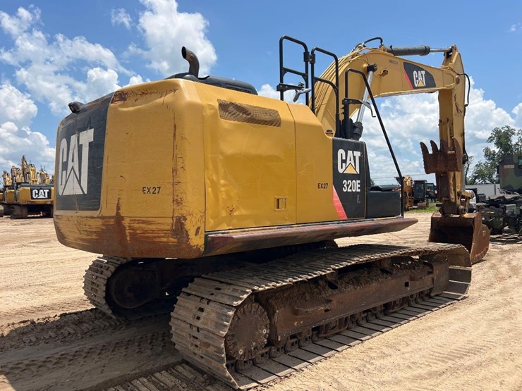 2013-caterpillar-320el-image-4