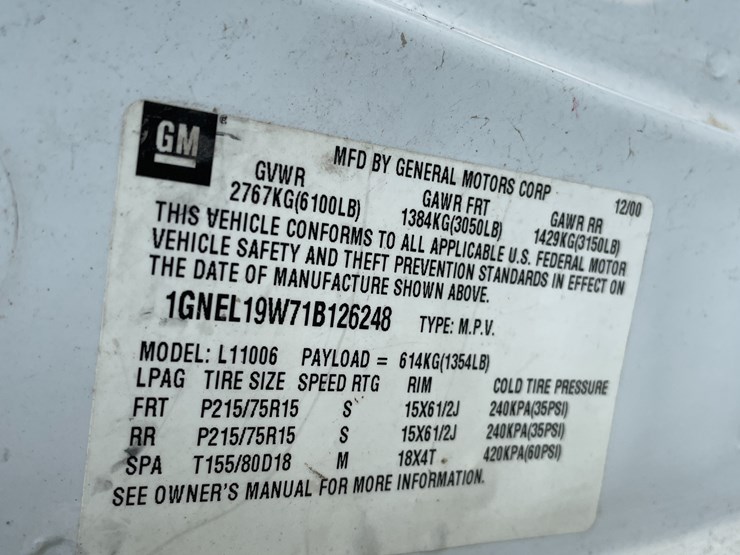 2001-chevrolet-astro-image-13