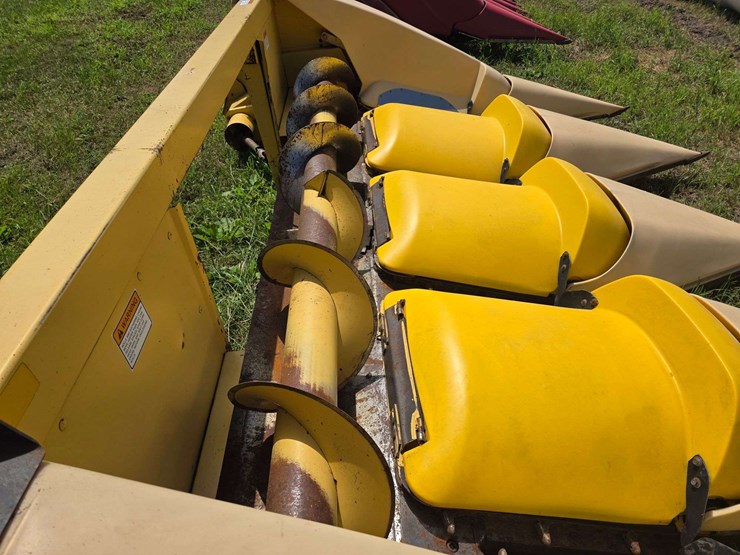new-holland-996-image-11