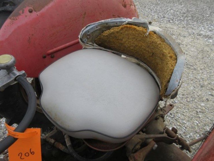 massey-ferguson-65-image-9