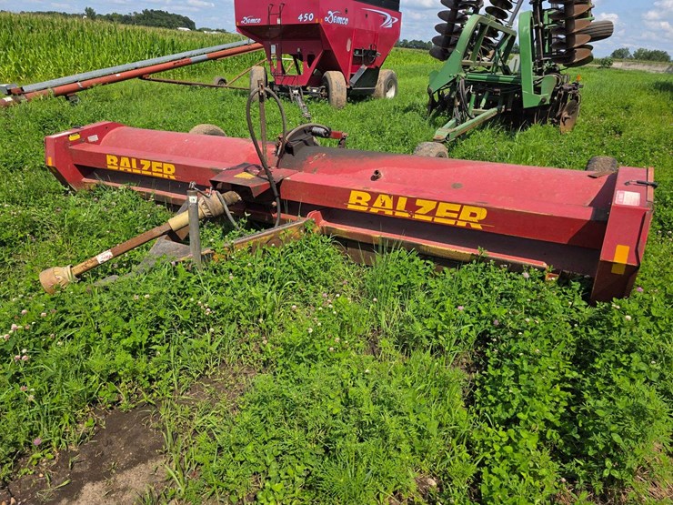 blazer-1500-stalk-chopper,-6-row-22”-(15’),-1000-pto,-4-rear-assist-wheels,-15”-tires-on-6-bolt-rims-image-1