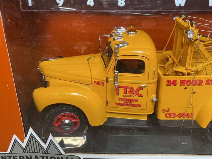 1/16-ih-kb-5-wrecker-nib-dcp-image-2