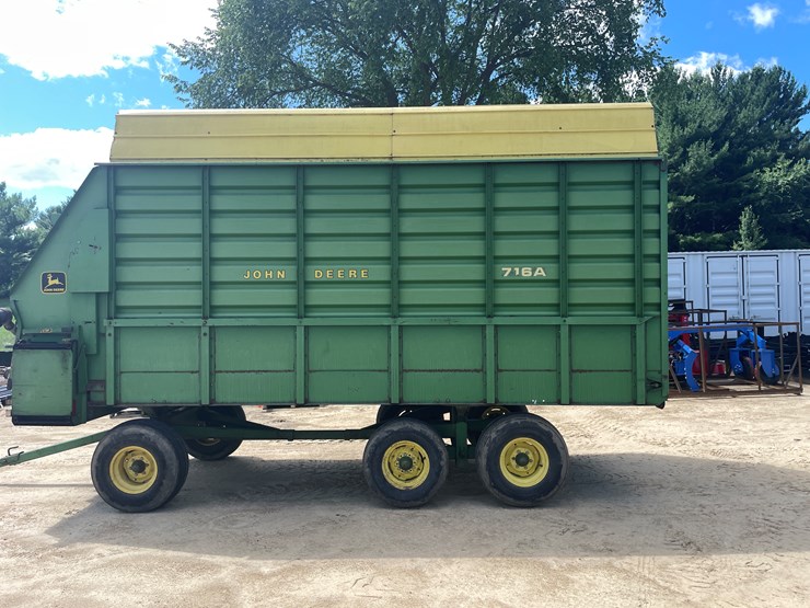 john-deere-716a-image-9