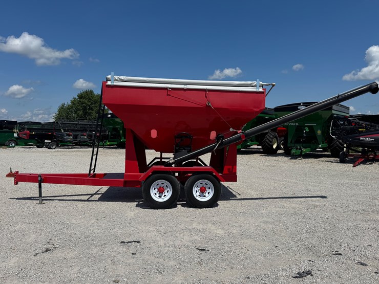 #1095-•-ez-trail-seed-tender-220-image-2