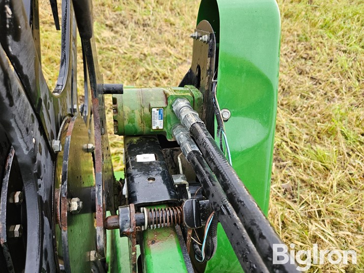 2004-john-deere-625f-image-14