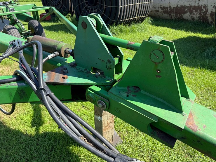 john-deere-3710-image-10