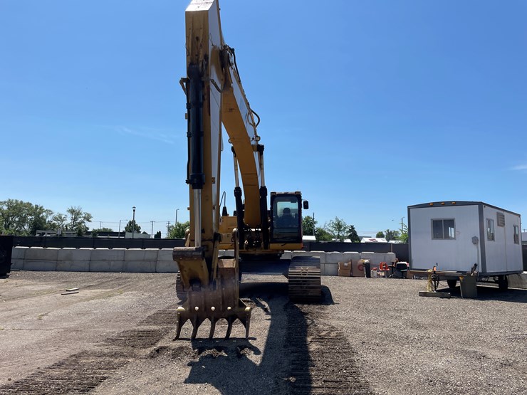 caterpillar-345c-image-4