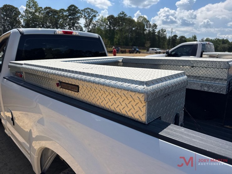 2017-ford-f250-xl-image-11
