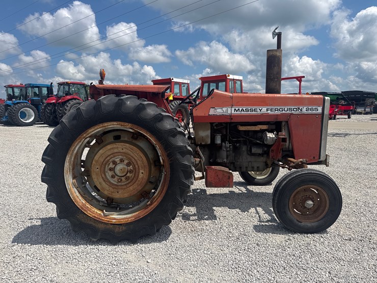 1978-massey-ferguson-265-image-7