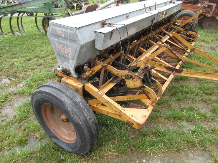 m-&-m-grain-drill-image-2