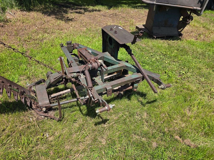 3pt-sickle-mower,-6’-bar,-rivet-sections,-540-pto,-quick-connect-on-hydraulic-cylinder-image-3