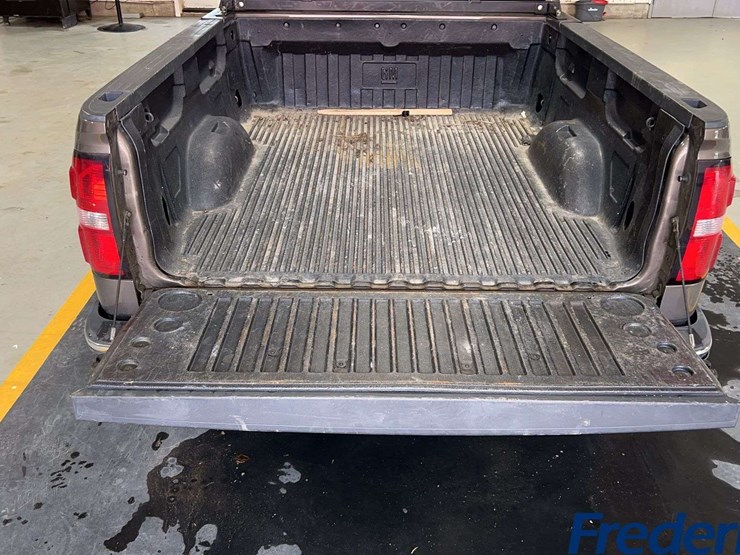 2014-gmc-sierra-1500-image-16