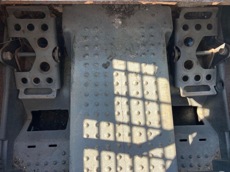 2018-bobcat-t450-image-28