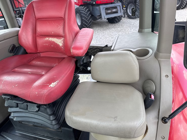 #1066-•-case-ih-305-magnum-image-24
