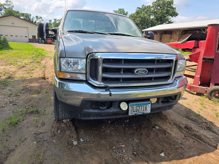 2004-ford-f350-xlt-image-3