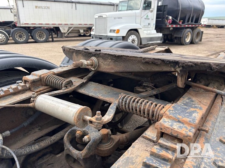 2005-caterpillar-c15-image-48