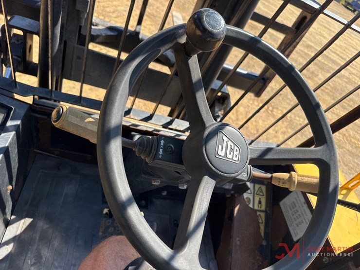 jcb-930-image-18