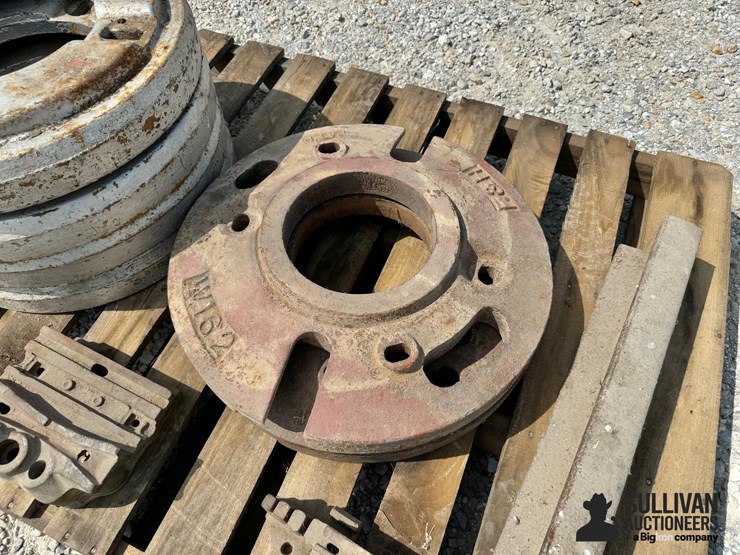 cast-iron-rear-wheel-weights-&-farm-support-image-10