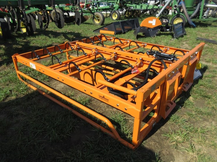 quick-attach-accumulator-grapple-image-2