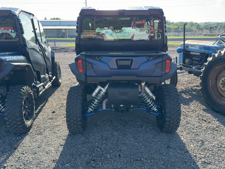 2020-general-polaris-image-9
