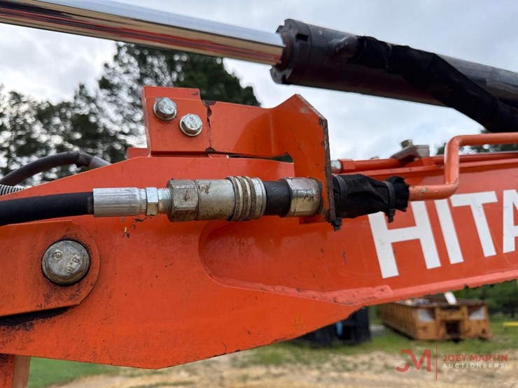 hitachi-zaxis-35u-mini-excavator-image-10