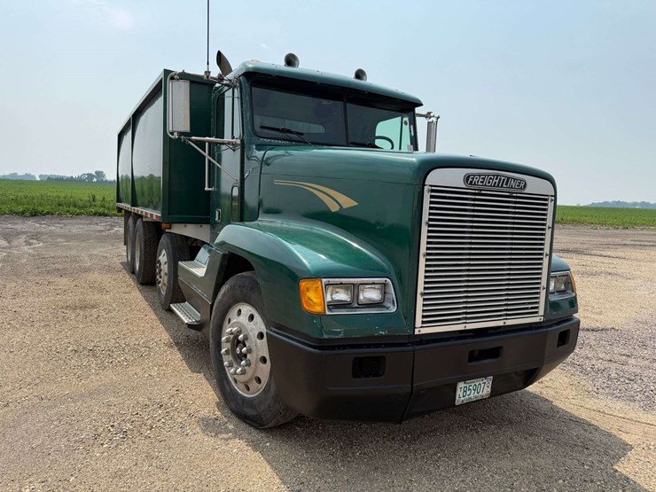 1993-freightliner-fld120-image-7