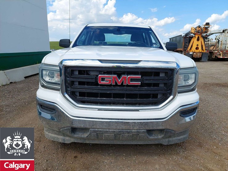 2016-gmc-sierra-1500-image-15