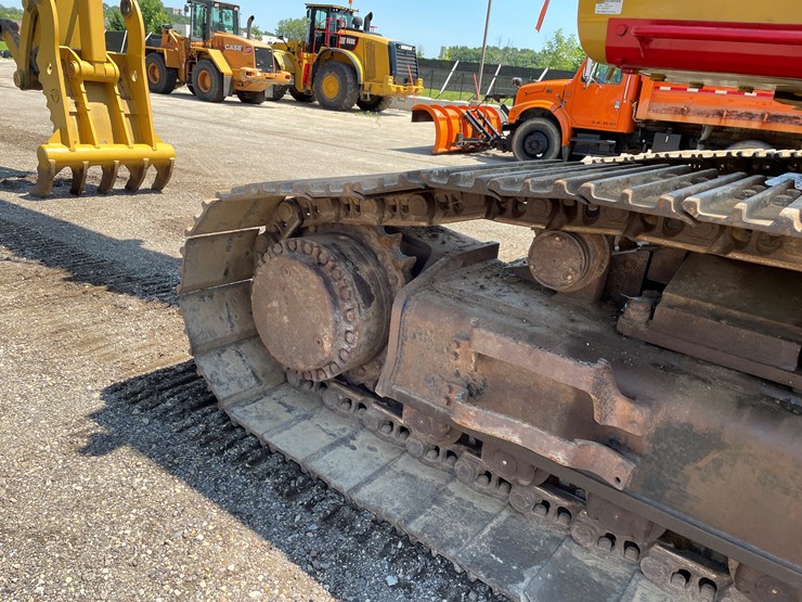 caterpillar-345c-image-13