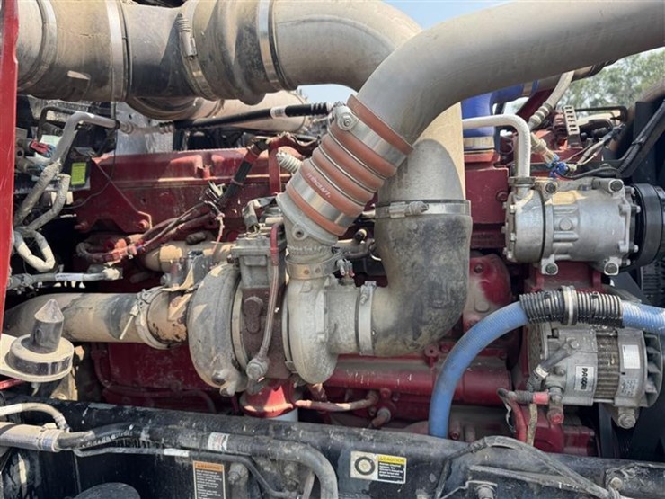 2012-kenworth-w900-image-27