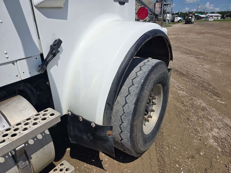 1998-cummins-m11-image-31