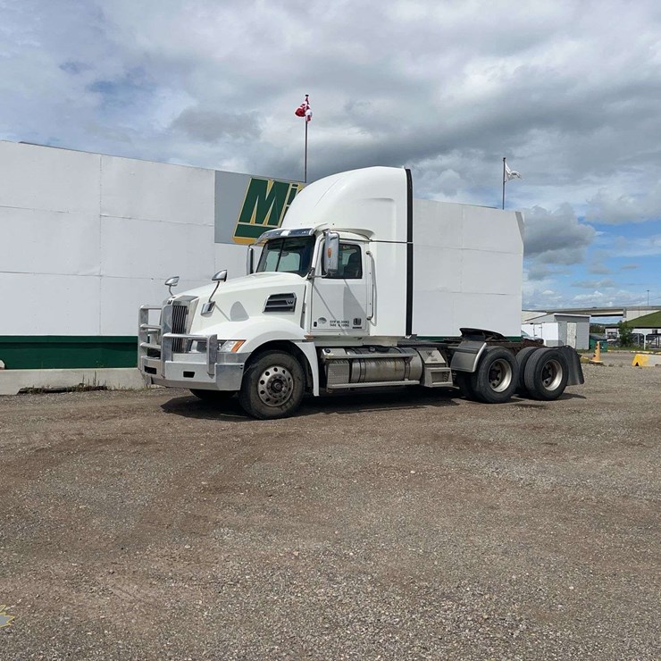 2017 WESTERN STAR 5700XE