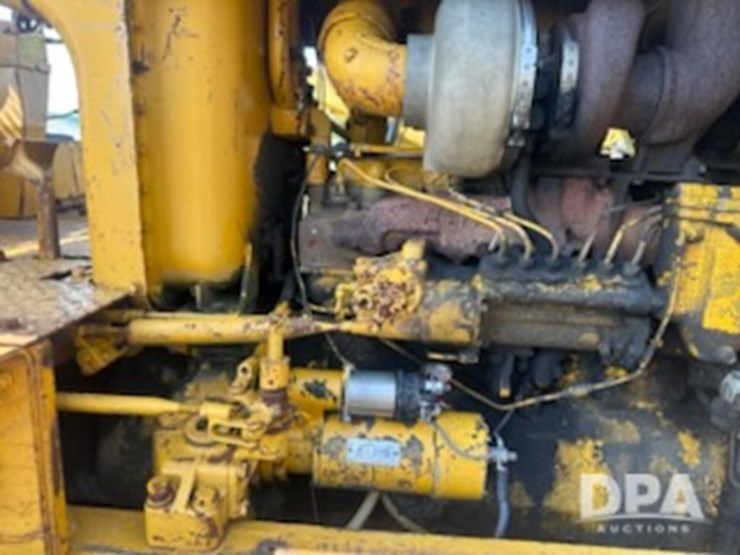 1967-caterpillar-d6c-image-6