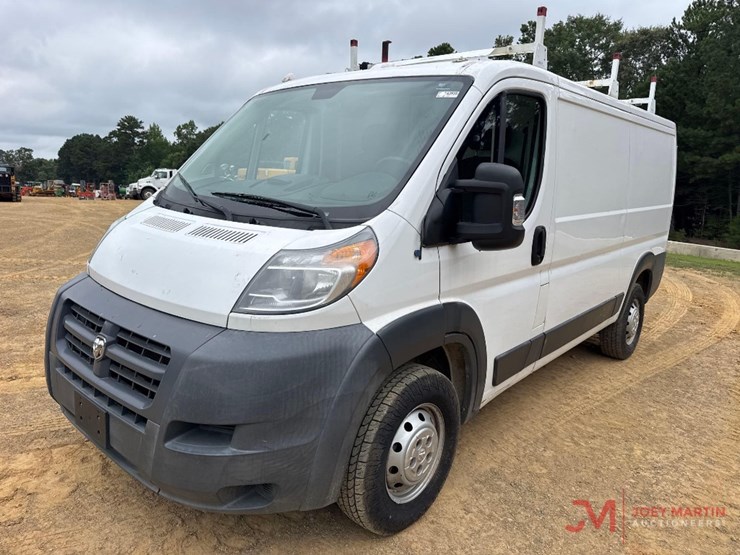2017-ram-promaster-1500-image-4