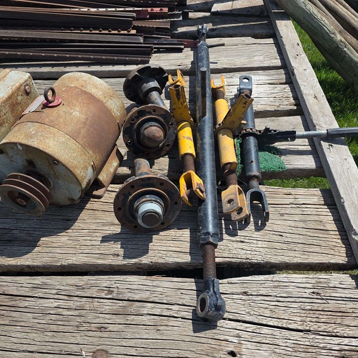 Misc Turn Buckles, Hubs, and 7hp Electric Motor