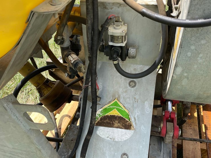 a1-55-gallon-3pt-fly-sprayer-image-18