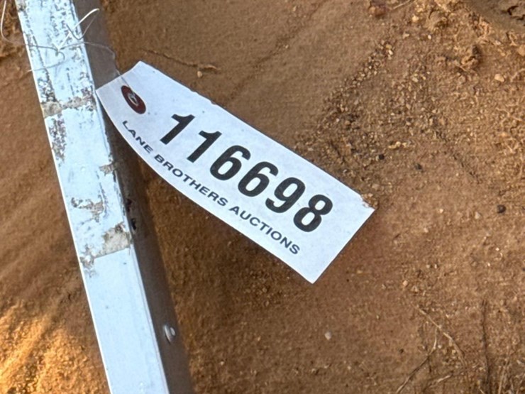 2237---new-8'-extenda-ladder-image-2