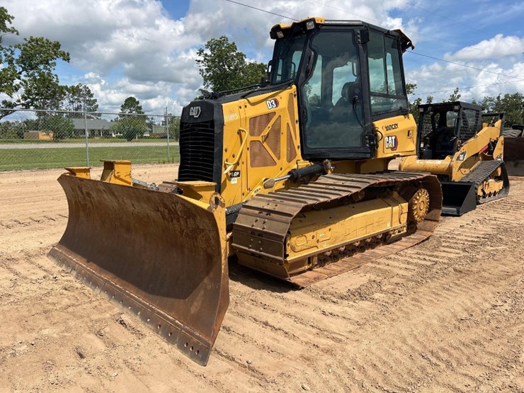 2021-caterpillar-d3-lgp-image-8